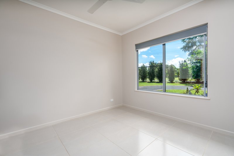 Photo - 12 Horsford Street, New Harbourline QLD 4858 - Image 10