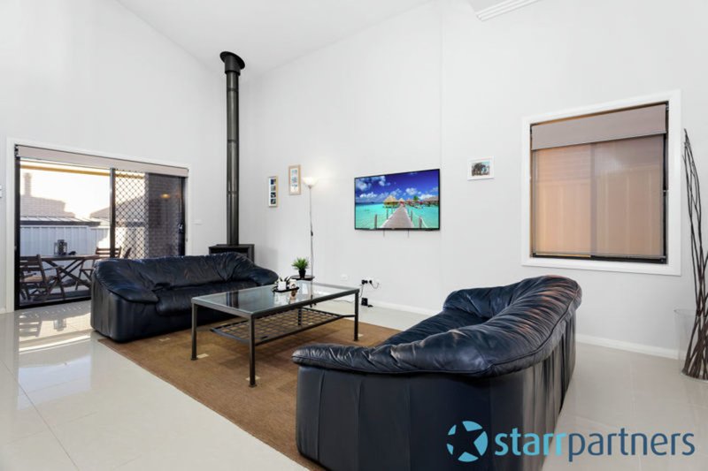 Photo - 12 Hoya Way, Glenwood NSW 2768 - Image 3