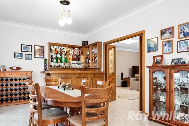 Photo - 12 Huckson Rise, Dandenong North VIC 3175 - Image 3