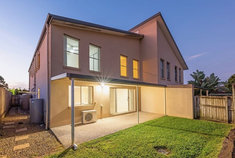 Photo - 1/2 Hudson Court, Coomera QLD 4209 - Image 15