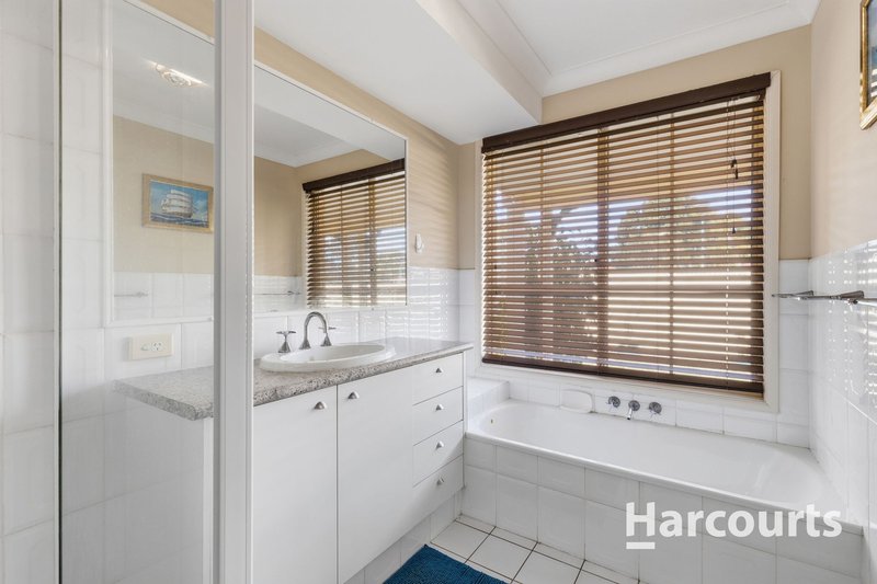 Photo - 12 Huon Place, Forest Lake QLD 4078 - Image 12
