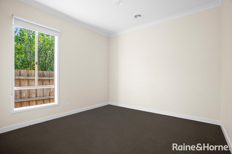 Photo - 12 Hurst Street, Gisborne VIC 3437 - Image 12