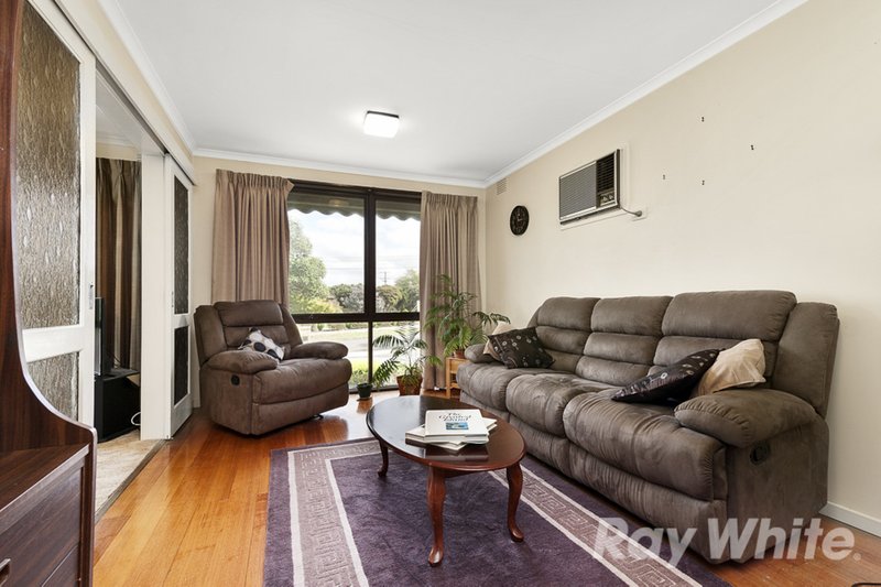 Photo - 12 Huxley Avenue, Mulgrave VIC 3170 - Image 6