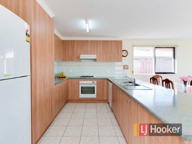 Photo - 12 Hyssop Drive, Hallam VIC 3803 - Image 2