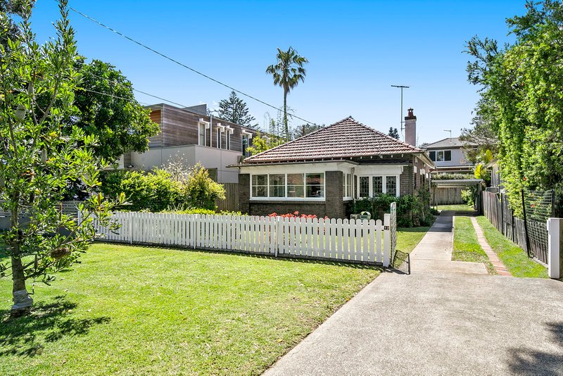 Photo - 12 Iluka Avenue, Manly NSW 2095 - Image