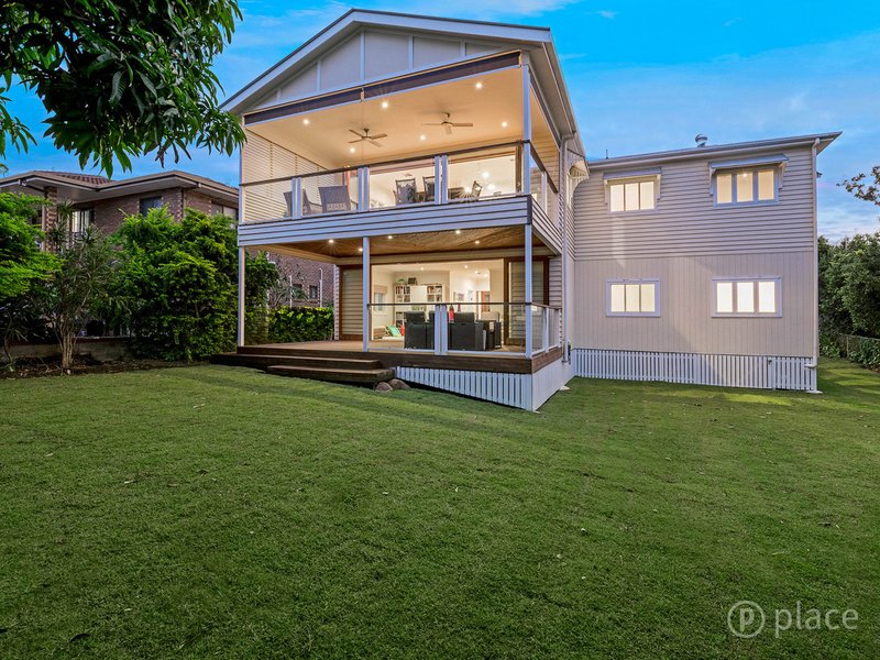 12 Inglis Street, Grange QLD 4051