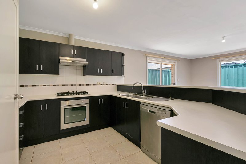 Photo - 12 Innes Street, Elizabeth Park SA 5113 - Image 3