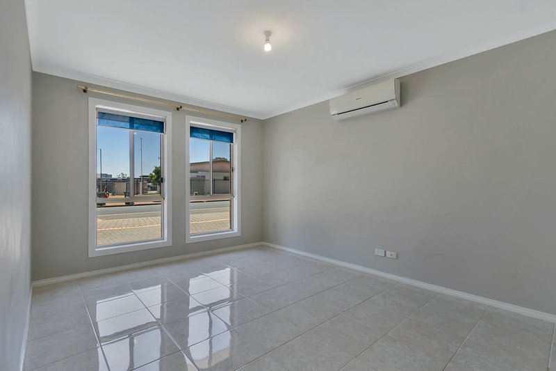 Photo - 12 Innes Street, Elizabeth Park SA 5113 - Image 6