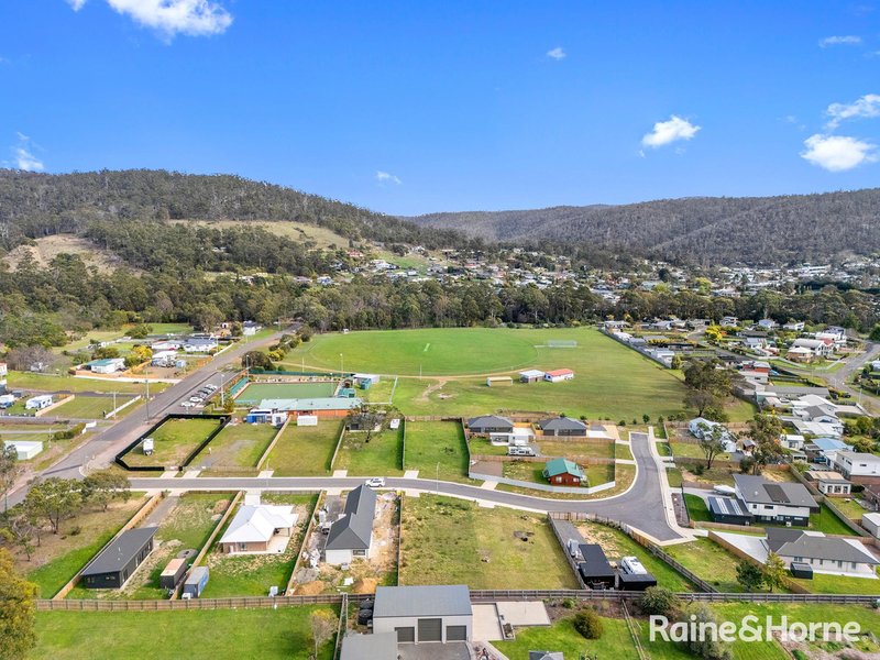 Photo - 12 Integrity Way, Orford TAS 7190 - Image 9