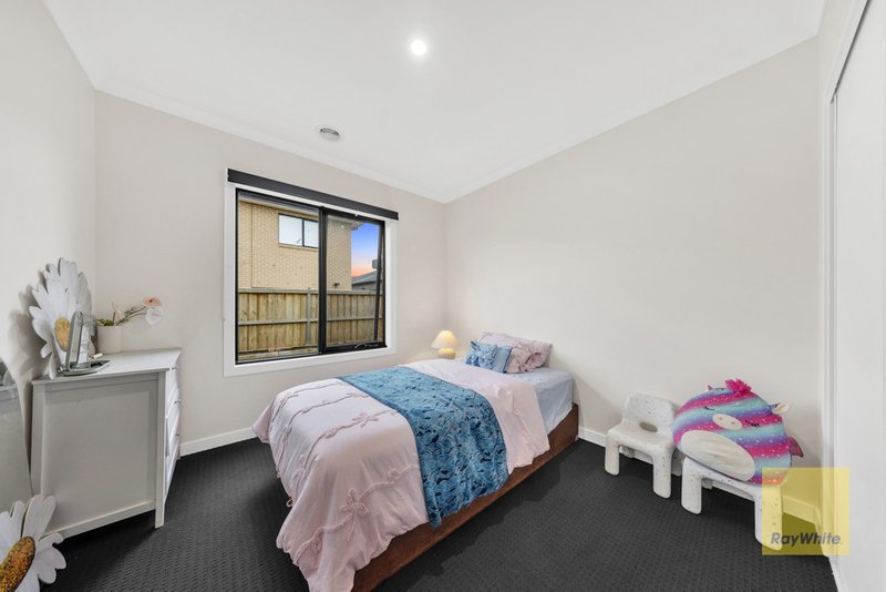 Photo - 12 Ionica Loop, Truganina VIC 3029 - Image 13