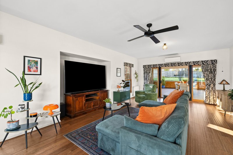 Photo - 12 Irene Way, Kyneton VIC 3444 - Image 9