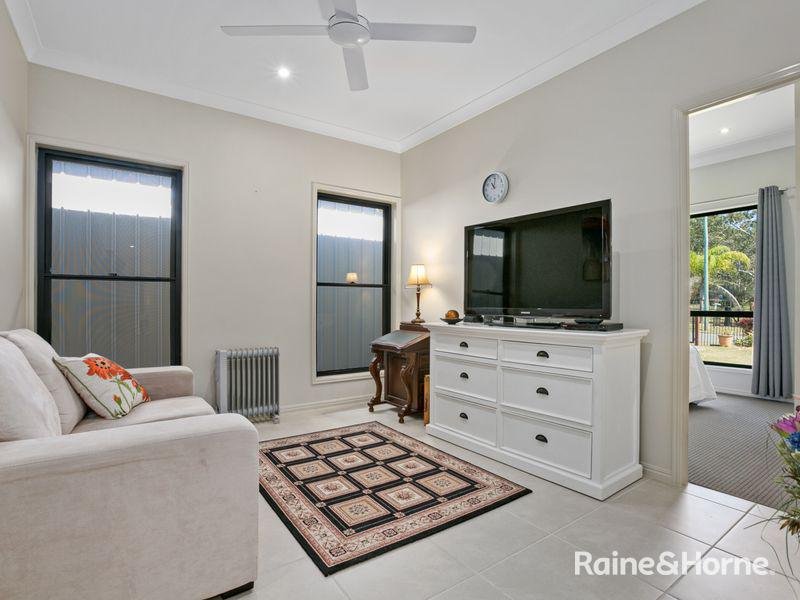 Photo - 12 Ironbark Court, Lake Macdonald QLD 4563 - Image 12