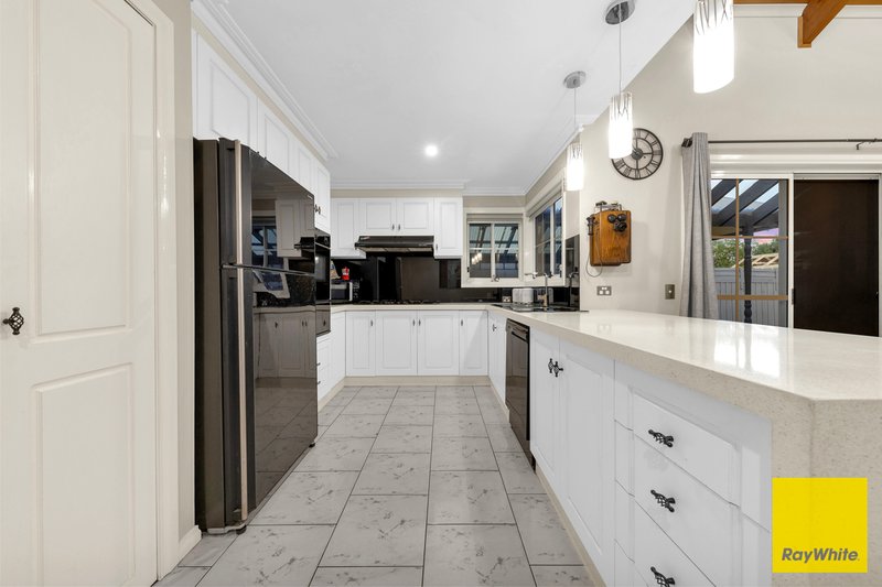 Photo - 12 Ironbark Drive, Hoppers Crossing VIC 3029 - Image 12