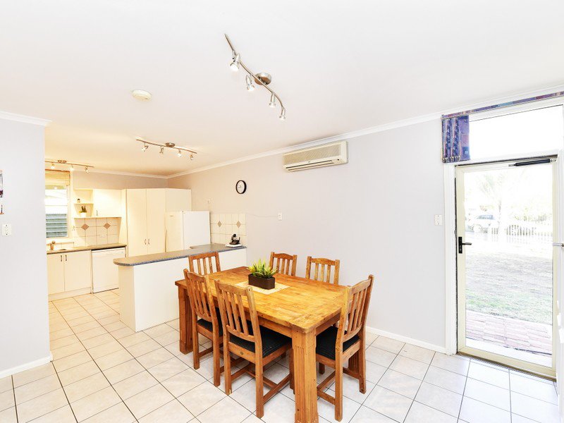 Photo - 12 Irvine Crescent, Araluen NT 0870 - Image 3