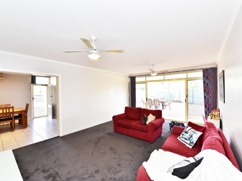 Photo - 12 Irvine Crescent, Araluen NT 0870 - Image 6