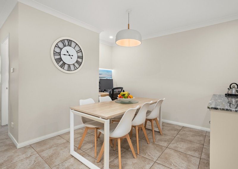 Photo - 12 Ivy Crescent, Old Bar NSW 2430 - Image 10