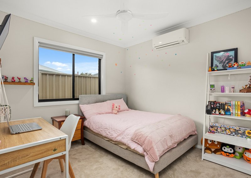 Photo - 12 Ivy Crescent, Old Bar NSW 2430 - Image 14