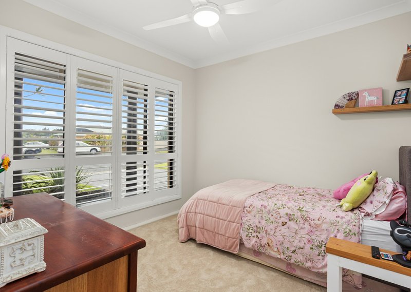 Photo - 12 Ivy Crescent, Old Bar NSW 2430 - Image 16