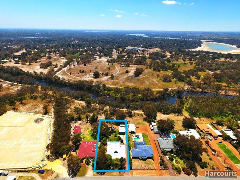 12 Jacaranda Drive, North Yunderup WA 6208