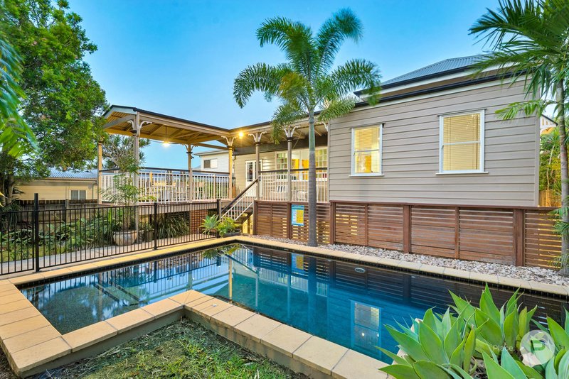 Photo - 12 Jackson Street, Clayfield QLD 4011 - Image 3