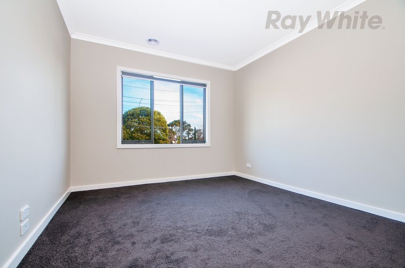 Photo - 1/2 Jackson Street, Croydon VIC 3136 - Image 9