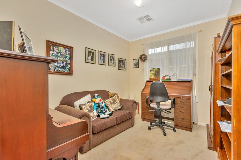 Photo - 12 Jaensch Crescent, Nuriootpa SA 5355 - Image 14