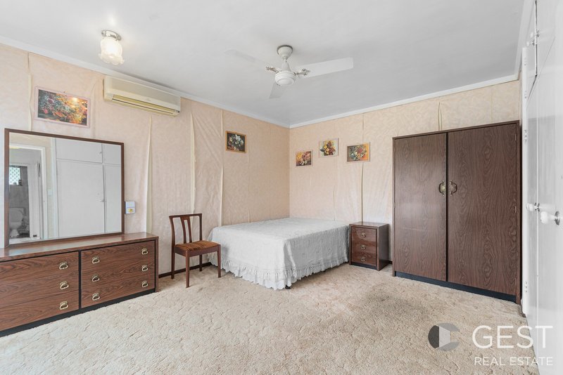 Photo - 12 Jarrot Place, Dianella WA 6059 - Image 9