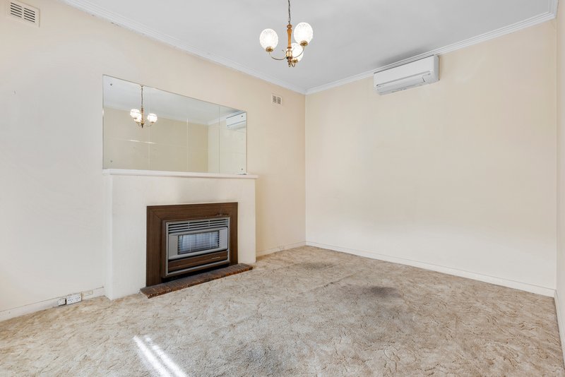 Photo - 12 Jasmine Grove, Fulham Gardens SA 5024 - Image 3