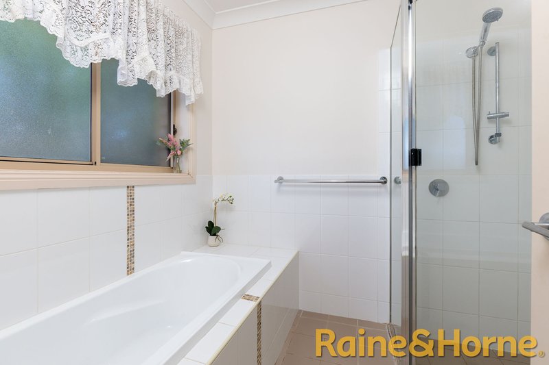 Photo - 12 Javea Close, Dubbo NSW 2830 - Image 3