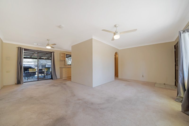 Photo - 12 Jean Street, Loganlea QLD 4131 - Image 9