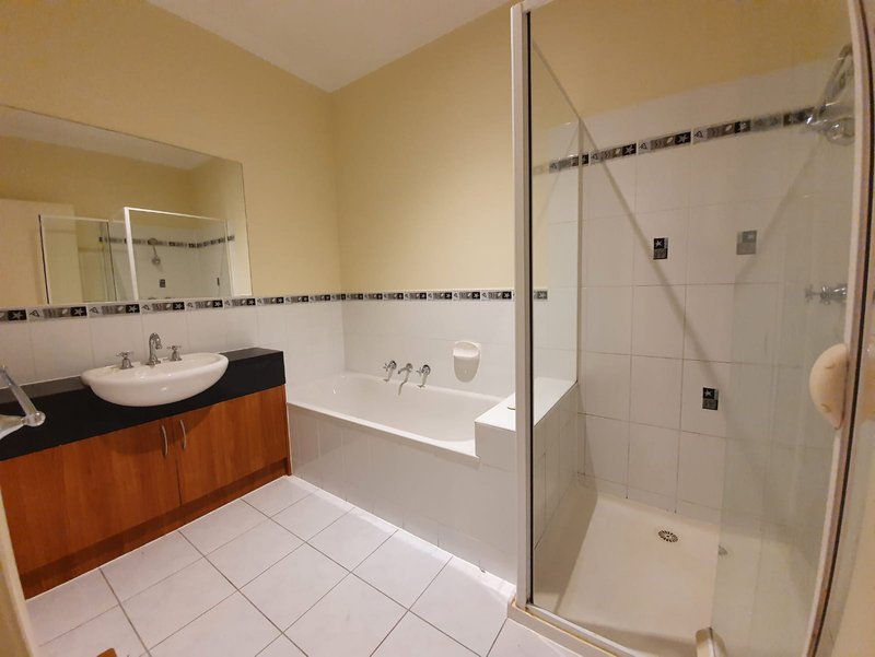 Photo - 12 Jeanette Street, Clayton VIC 3168 - Image 5