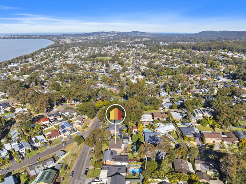 Photo - 12 Jeannie Crescent, Berkeley Vale NSW 2261 - Image 9