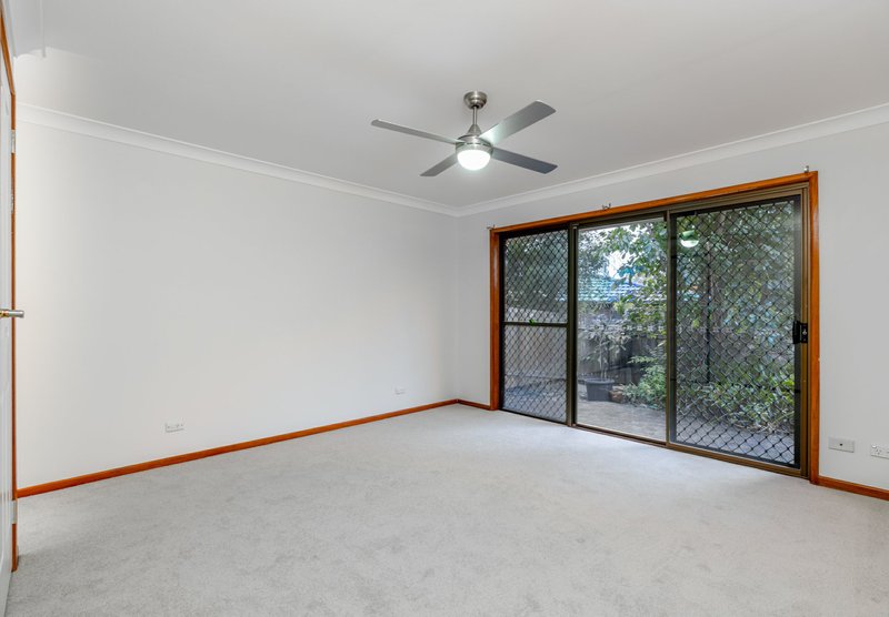 Photo - 12 Jeffrey Court, Mount Warren Park QLD 4207 - Image 12