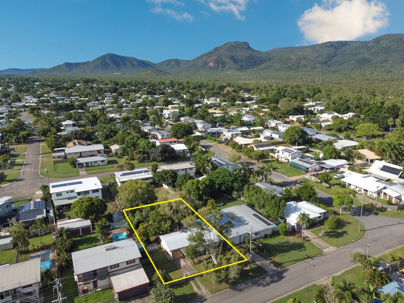 Photo - 12 Jennifer Street, Kelso QLD 4815 - Image 1