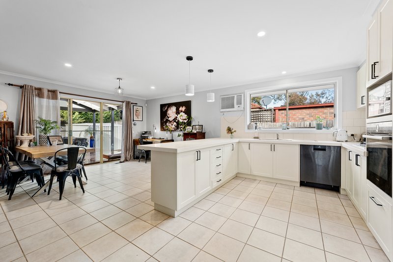 Photo - 12 Jeremic Court, Croydon North VIC 3136 - Image 3