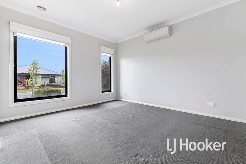 Photo - 12 Jersey Crescent, Officer VIC 3809 - Image 2