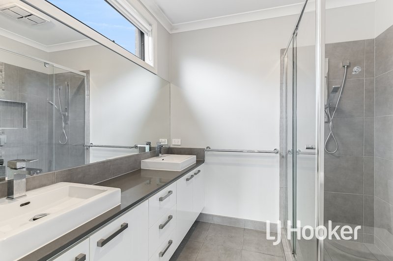 Photo - 12 Jersey Crescent, Officer VIC 3809 - Image 3