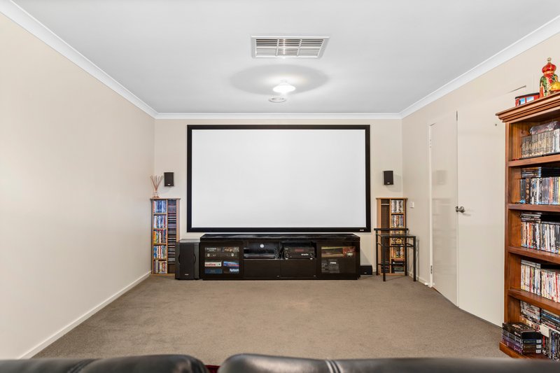 Photo - 12 Jessie Evelyn Crescent, Kyneton VIC 3444 - Image 13