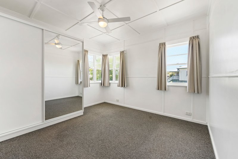 Photo - 12 John Street, Goombungee QLD 4354 - Image 12