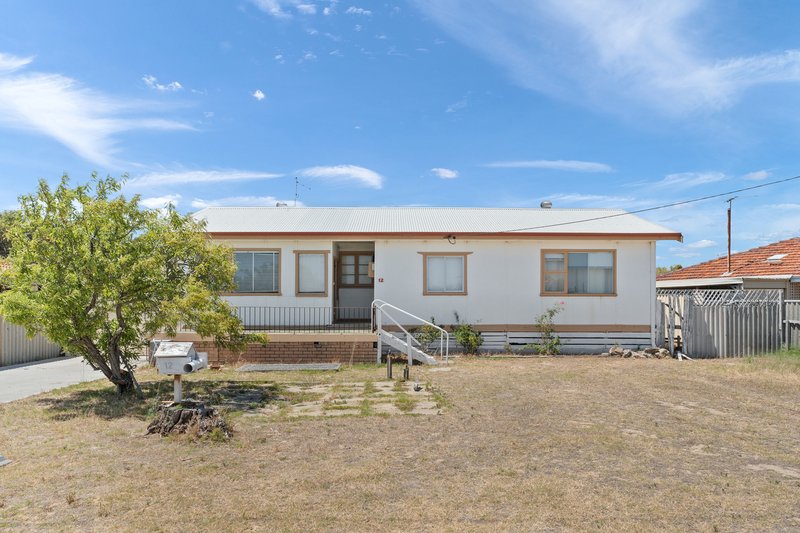 12 Joseph Road, Safety Bay WA 6169