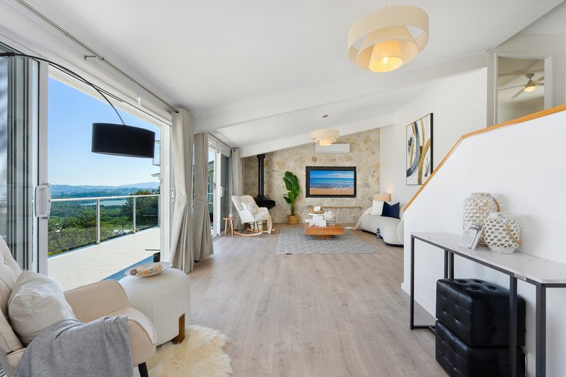 Photo - 12 Kalakau Avenue, Forresters Beach NSW 2260 - Image 8