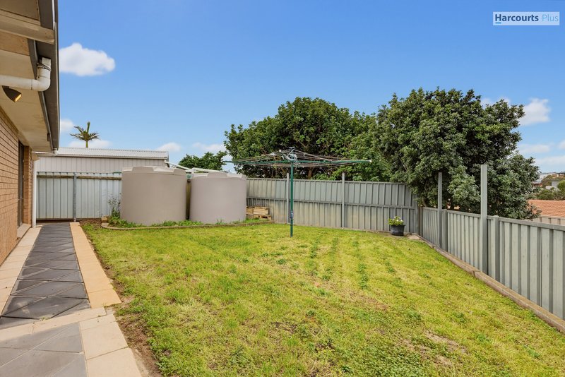 Photo - 12 Kallamurra Street, Hallett Cove SA 5158 - Image 21