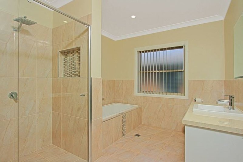 Photo - 12 Kamala Avenue, Ulladulla NSW 2539 - Image 15