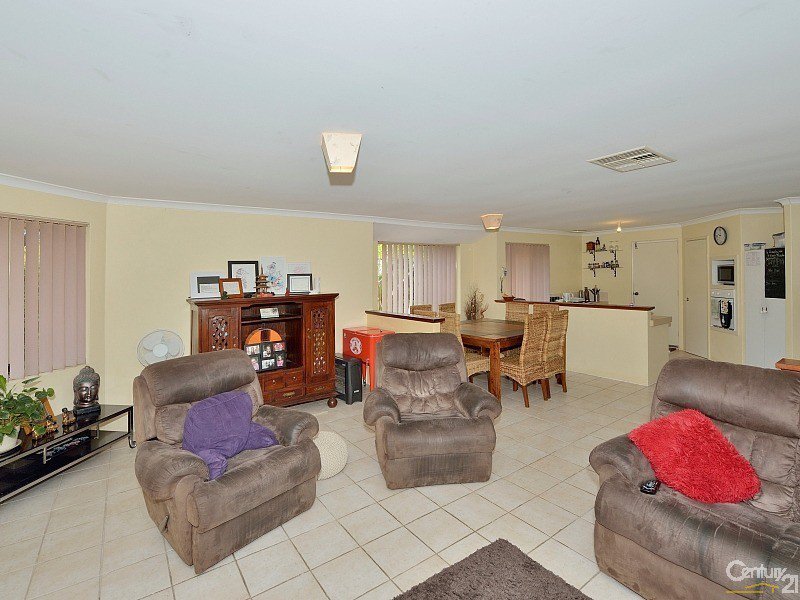 Photo - 12 Kangaroo Paw Drive, Greenfields WA 6210 - Image 4