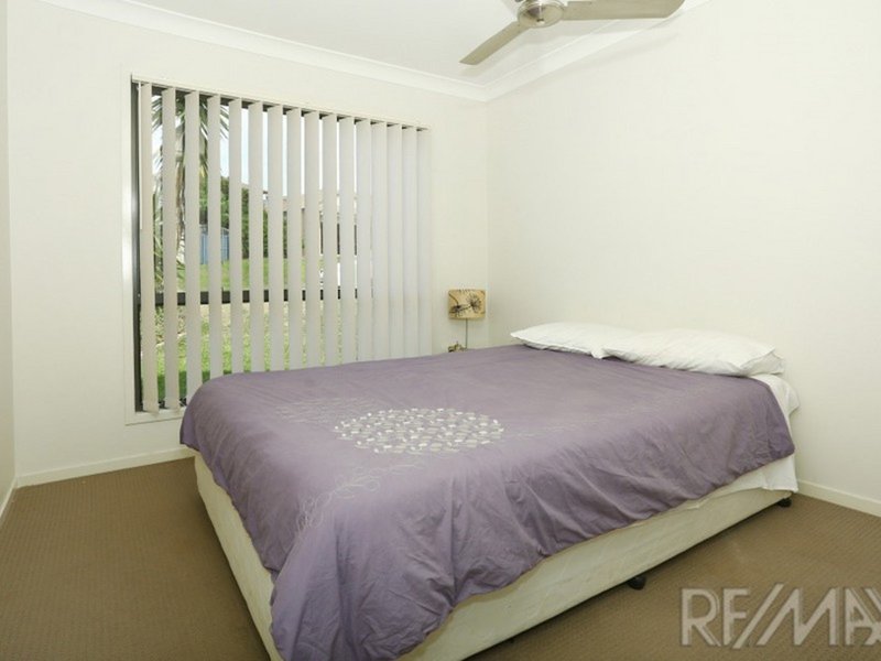 Photo - 12 Kaplan Street, Oxenford QLD 4210 - Image 11