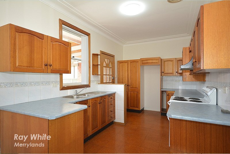 Photo - 12 Karani Avenue, Guildford NSW 2161 - Image 2