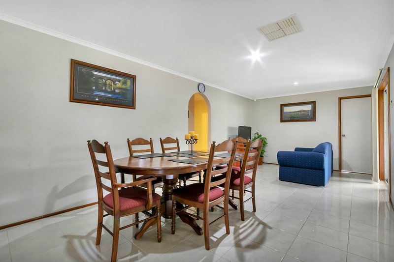 Photo - 12 Kareda Street, Willaston SA 5118 - Image 13