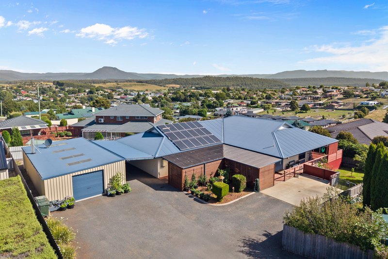 Photo - 12 Kaye Elizabeth Place, Deloraine TAS 7304 - Image 6