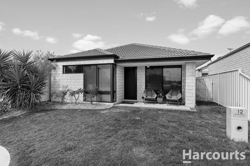 12 Keelia Vale , Lakelands WA 6180