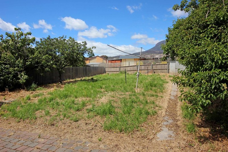 Photo - 12 Kenbrae Avenue, Glenorchy TAS 7010 - Image 3